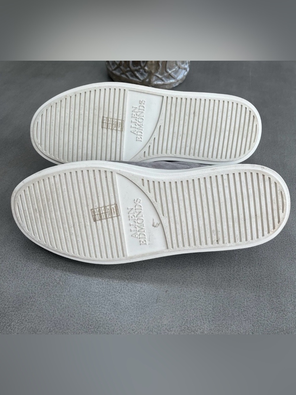Allen Edmonds Oliver Slip-on
Stretch-lace Sneaker in GreySuede
Size 9.5. 3E - Picture 7 of 11